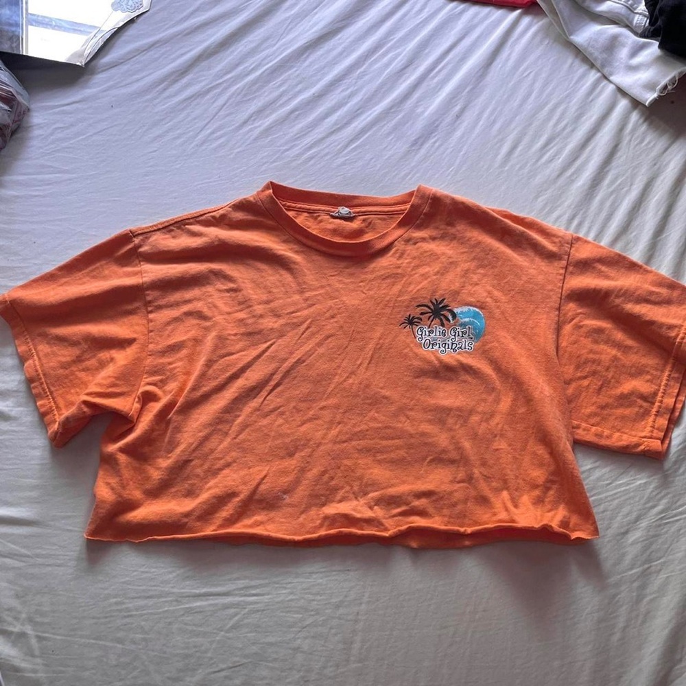 orange cropped t-shirt